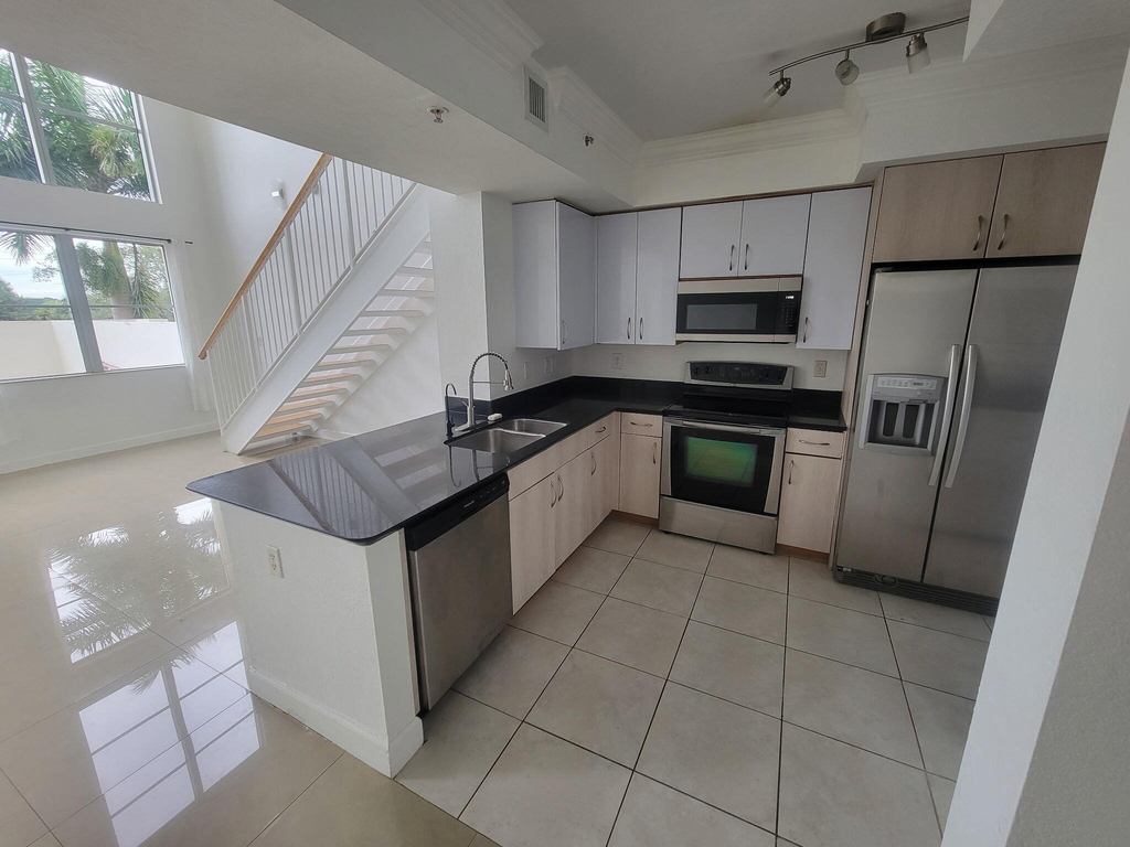 1830 Radius Drive - Photo 3