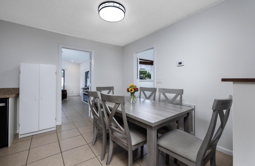 1810 Sw Gemini Lane - Photo 2