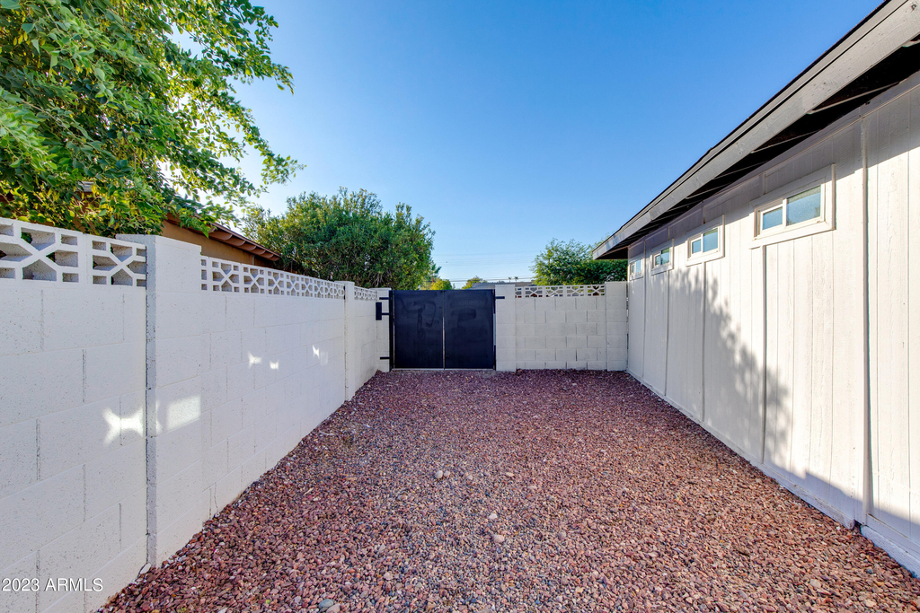 8719 E Rancho Vista Drive - Photo 44
