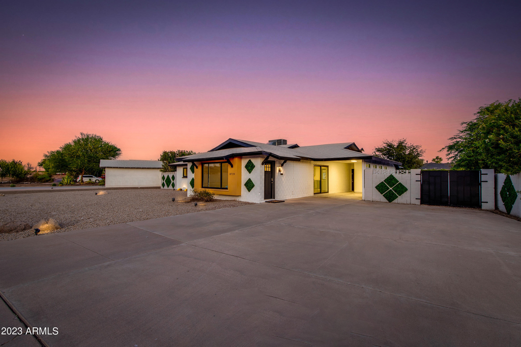 8719 E Rancho Vista Drive - Photo 3