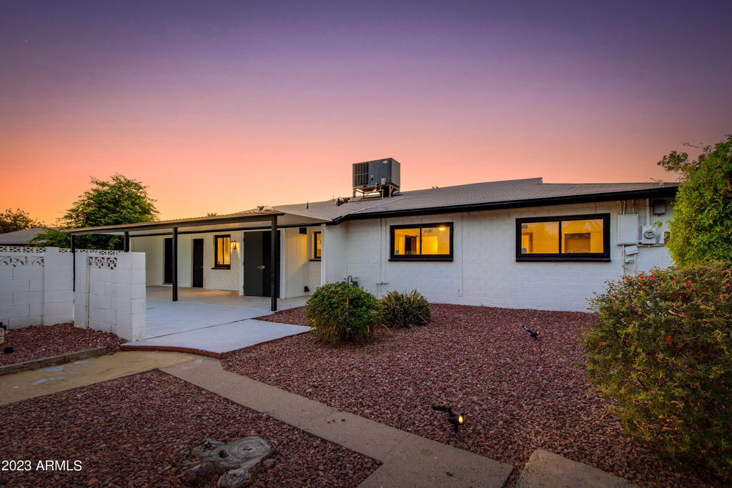8719 E Rancho Vista Drive - Photo 33