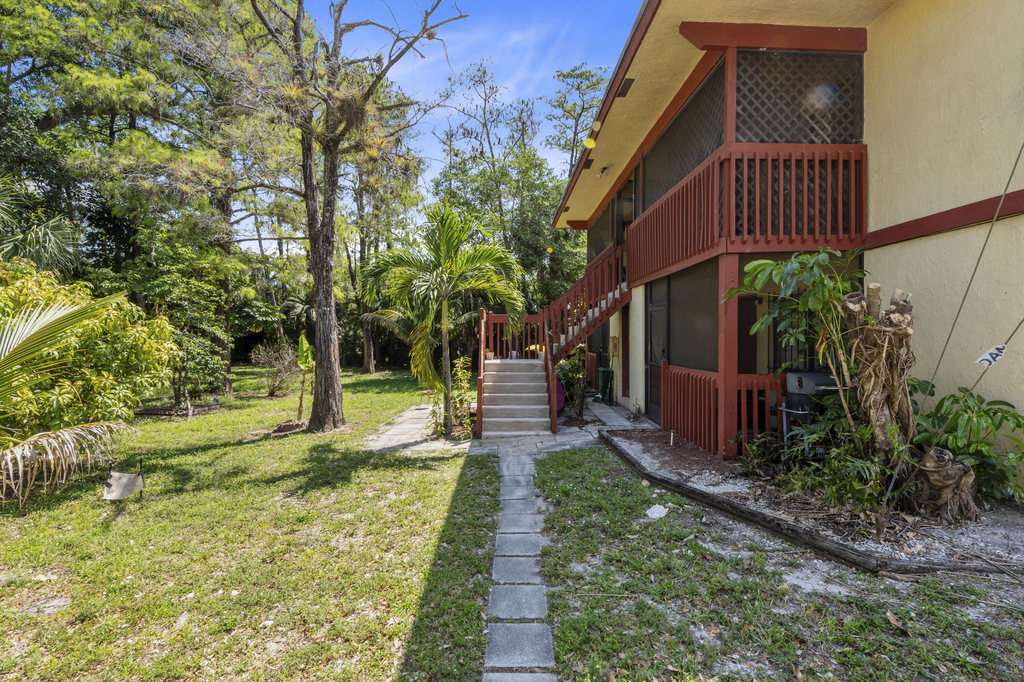 2054 Nw 43rd Terrace - Photo 11