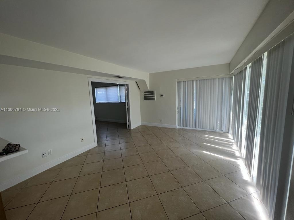 2755 Ne 28th Avenue - Photo 7