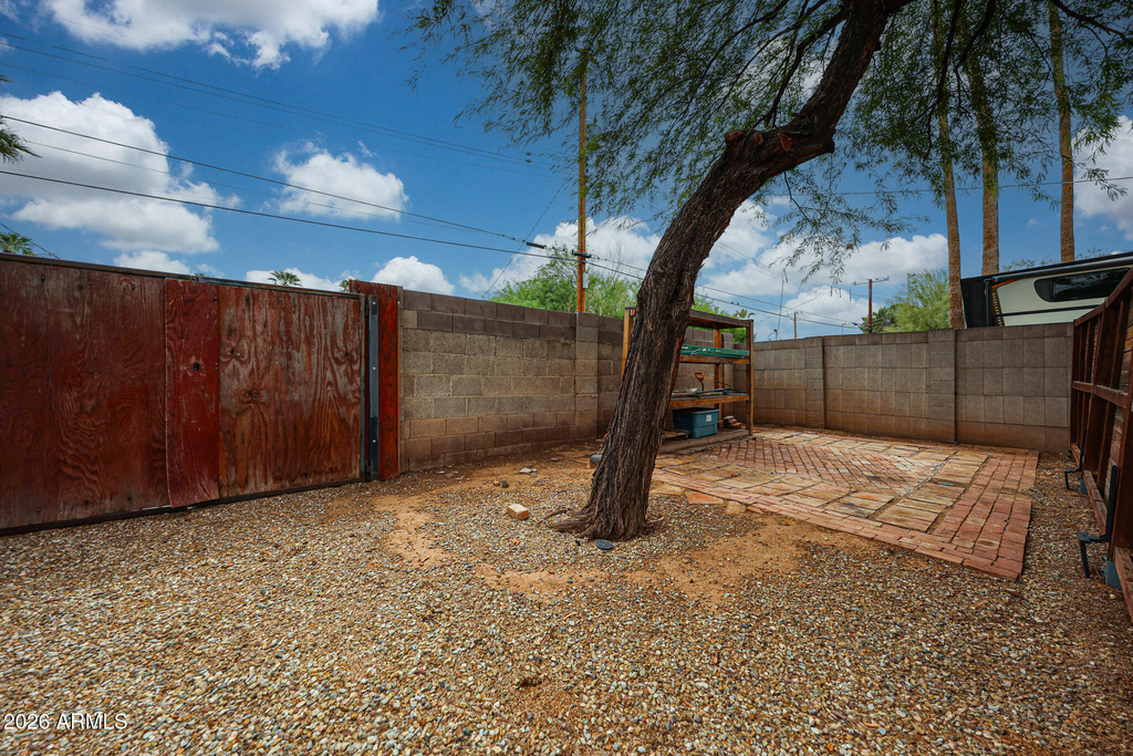 1343 E Mulberry Street - Photo 28