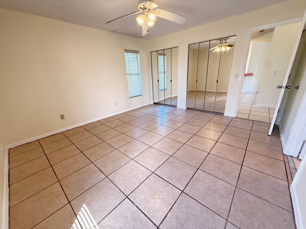 2225 Se Melaleuca Boulevard - Photo 12