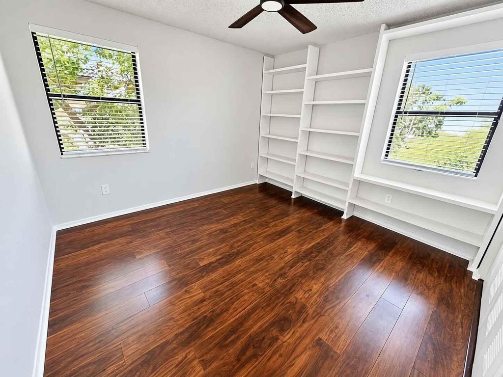 1431 Sw 87th Way - Photo 7