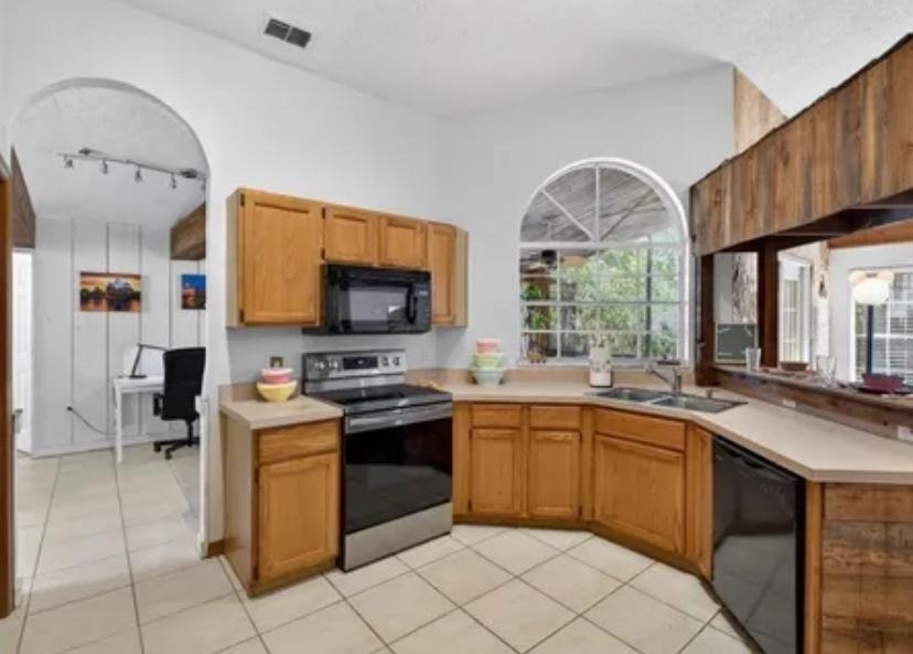 543 Pine Lake View Drive - Photo 3
