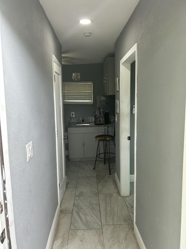5410 Nw 16th Court - Photo 2
