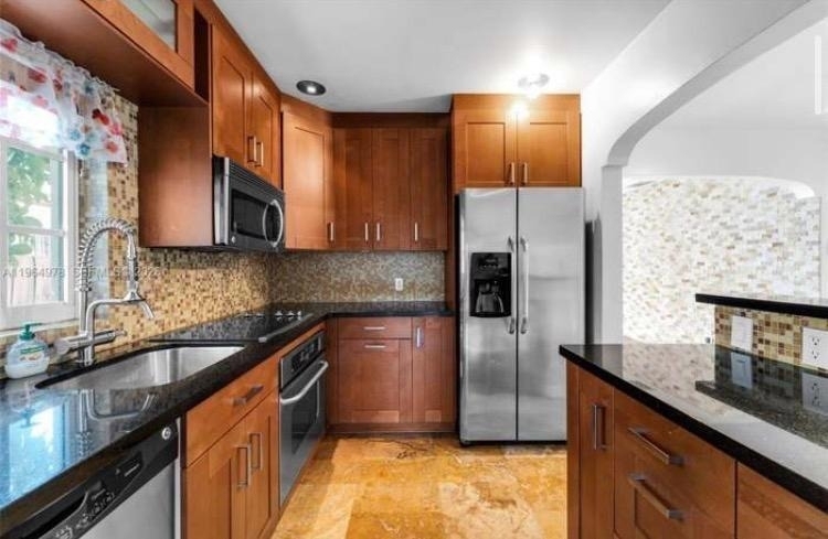 4220 Sw 13th Street - Photo 9