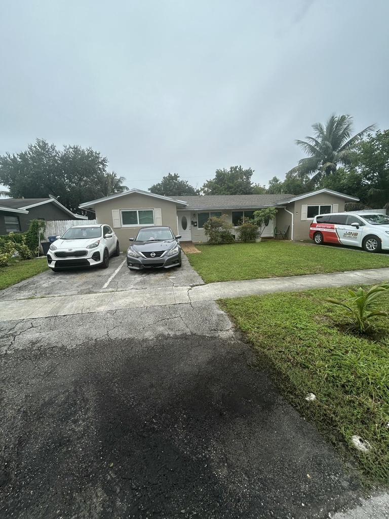 5410 Nw 16th Court - Photo 1