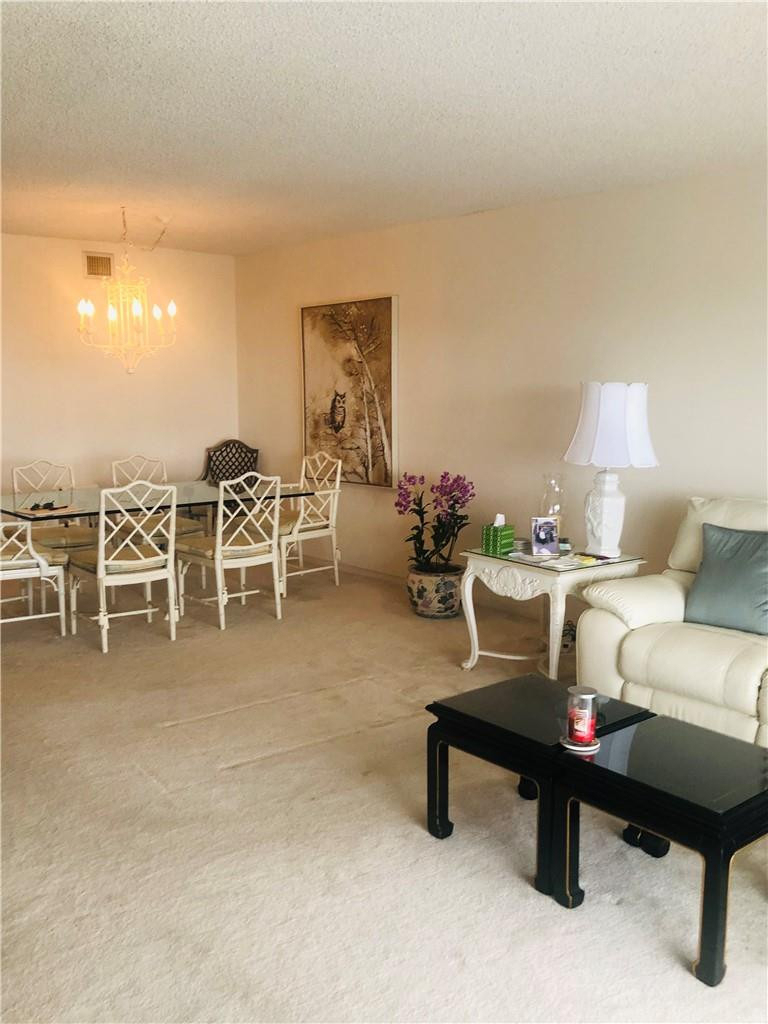 1523 E Hillsboro Boulevard - Photo 48
