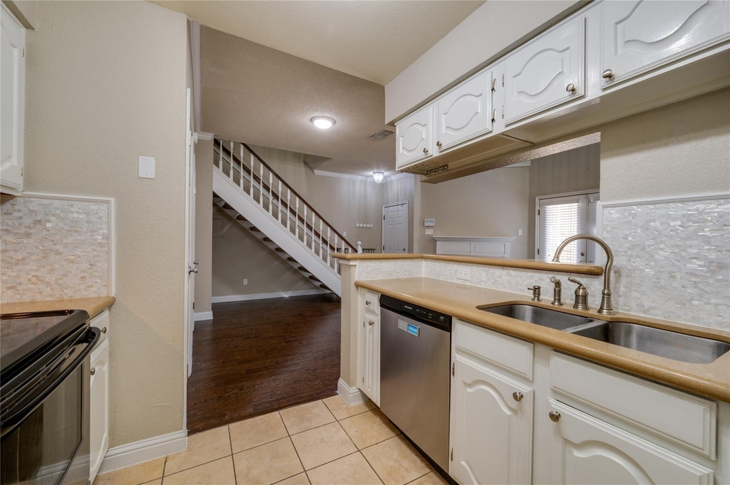 14333 Preston Road - Photo 13