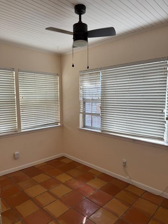5450 Longview Street - Photo 4