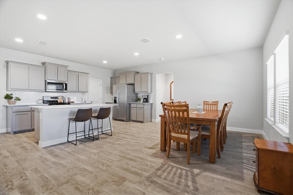 4028 Cornerstone Circle - Photo 11