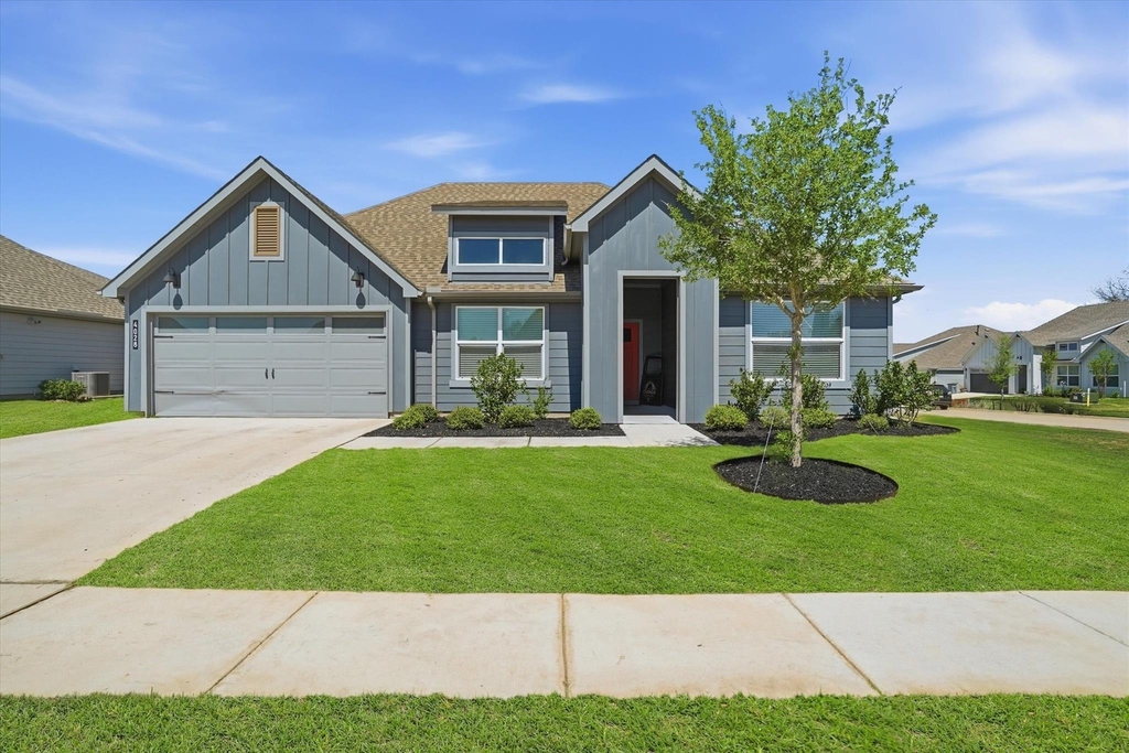 4028 Cornerstone Circle - Photo 2