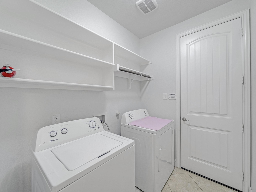 419 Aylesbury Drive - Photo 27