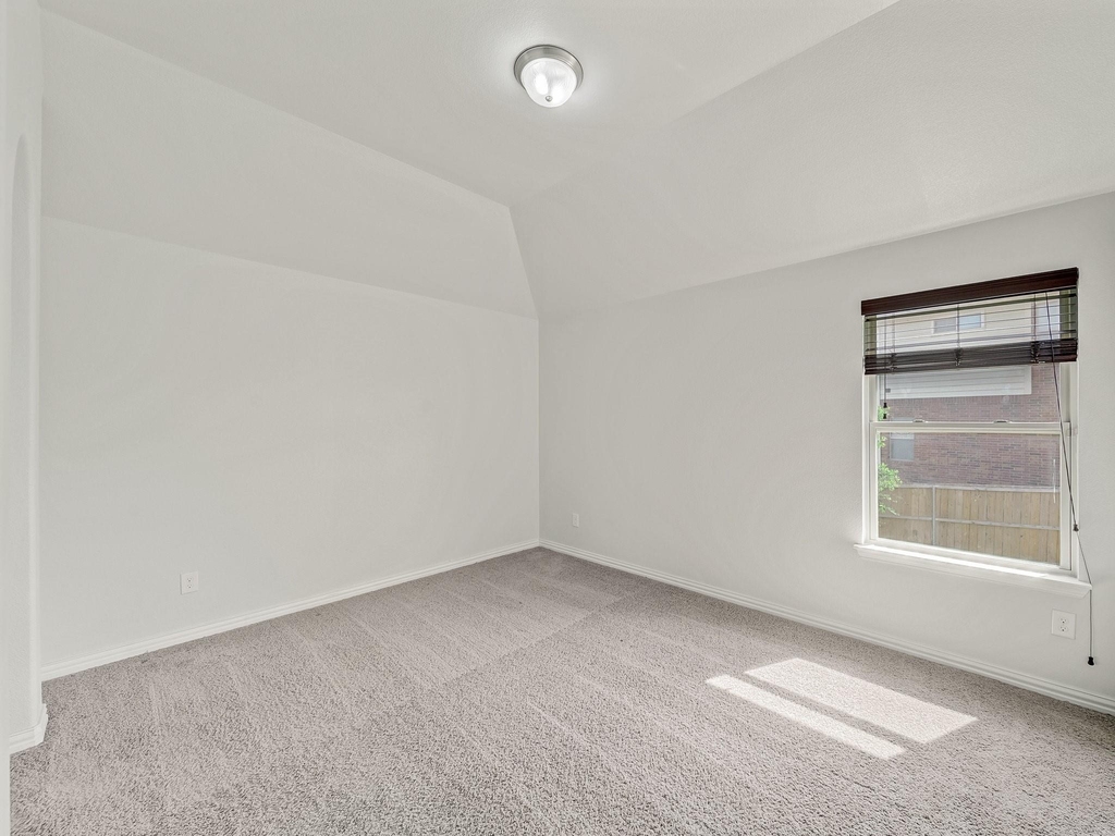 419 Aylesbury Drive - Photo 21