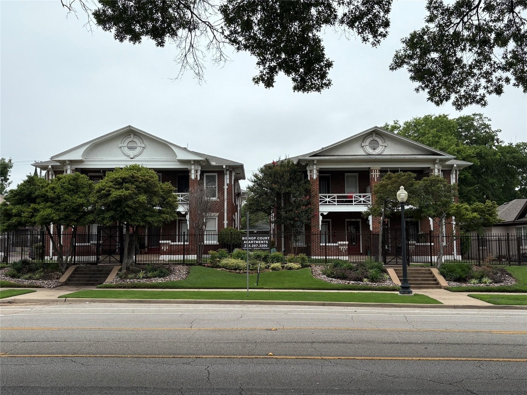 901 N Bishop Avenue - Photo 0