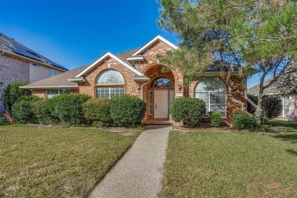 2305 Pittner Lane - Photo 0