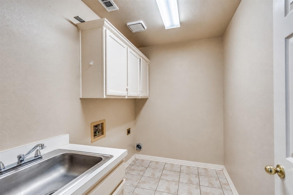 2305 Pittner Lane - Photo 25