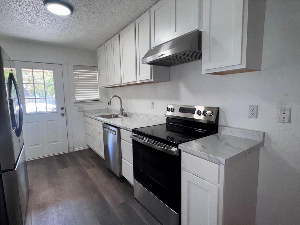 3648 Country Club Drive W - Photo 1