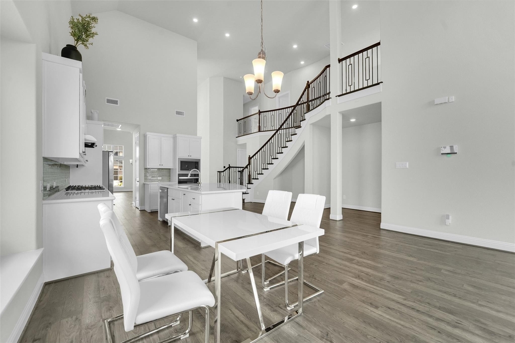 804 Meadow Holly Drive - Photo 8