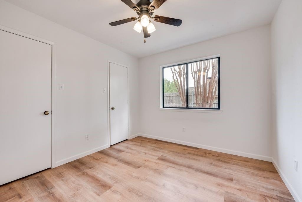 8880 Woodstream Drive - Photo 12