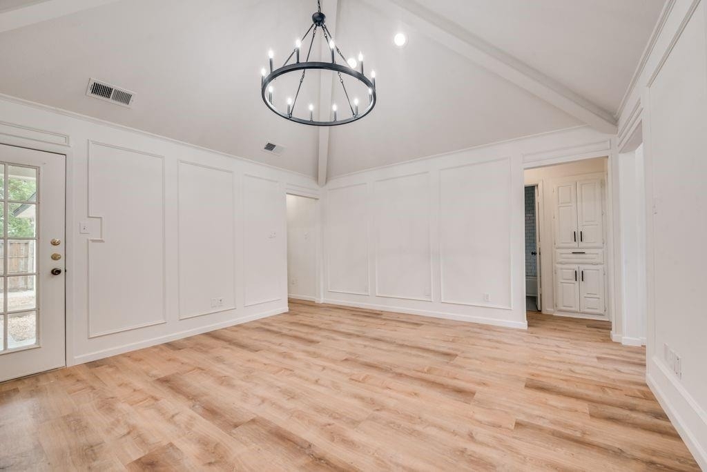8880 Woodstream Drive - Photo 6