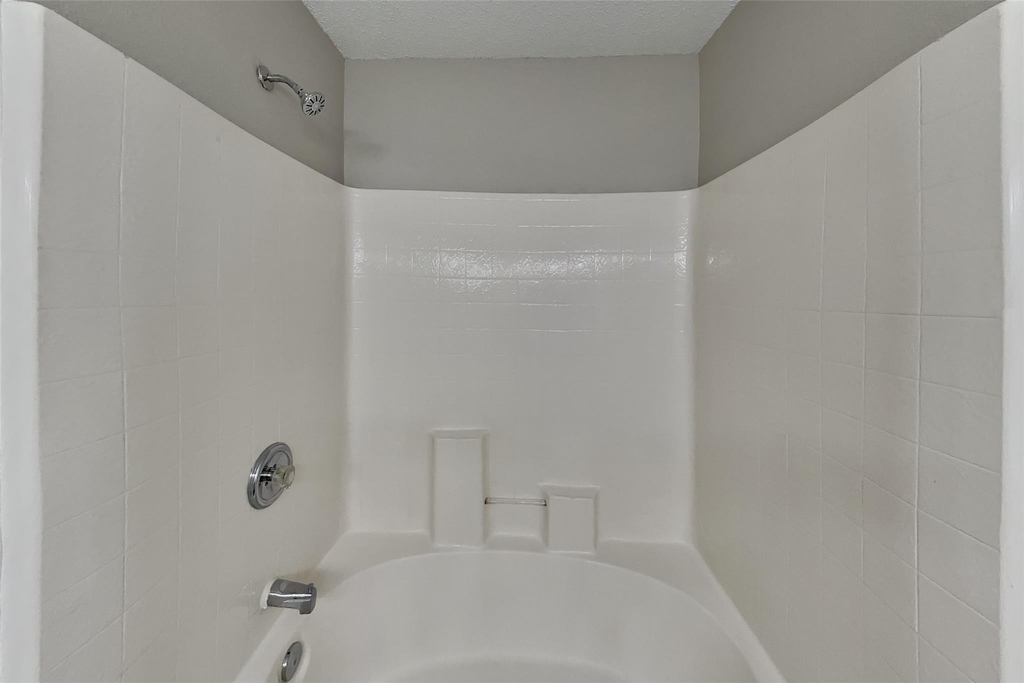 2717 Lazy Oak Drive - Photo 11
