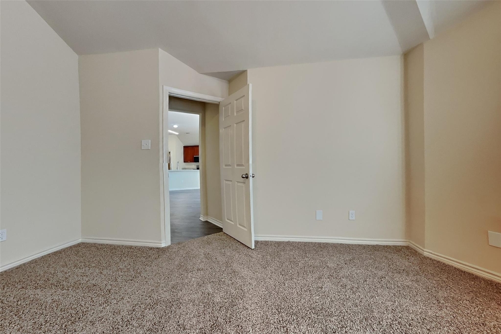 4408 Fox Meadows Lane - Photo 7