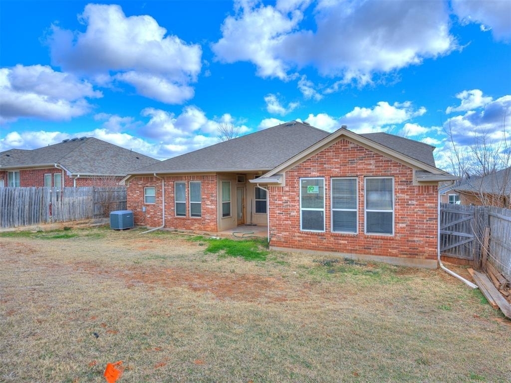 312 Lone Oak Drive - Photo 5