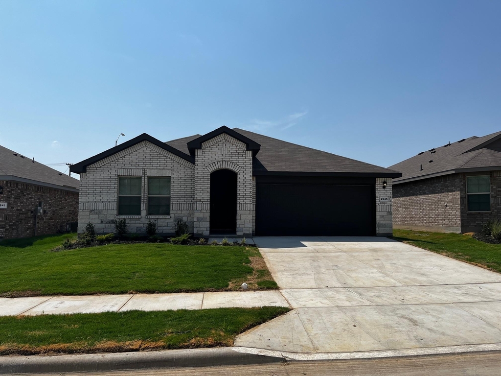 2945 Manu Street - Photo 1