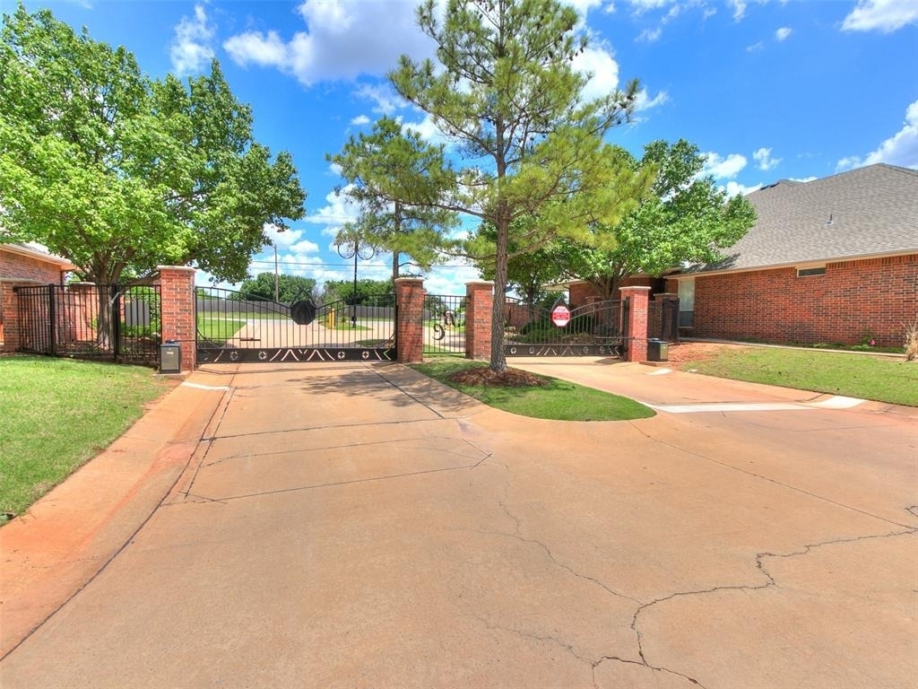 15524 Swallowtail Road - Photo 30