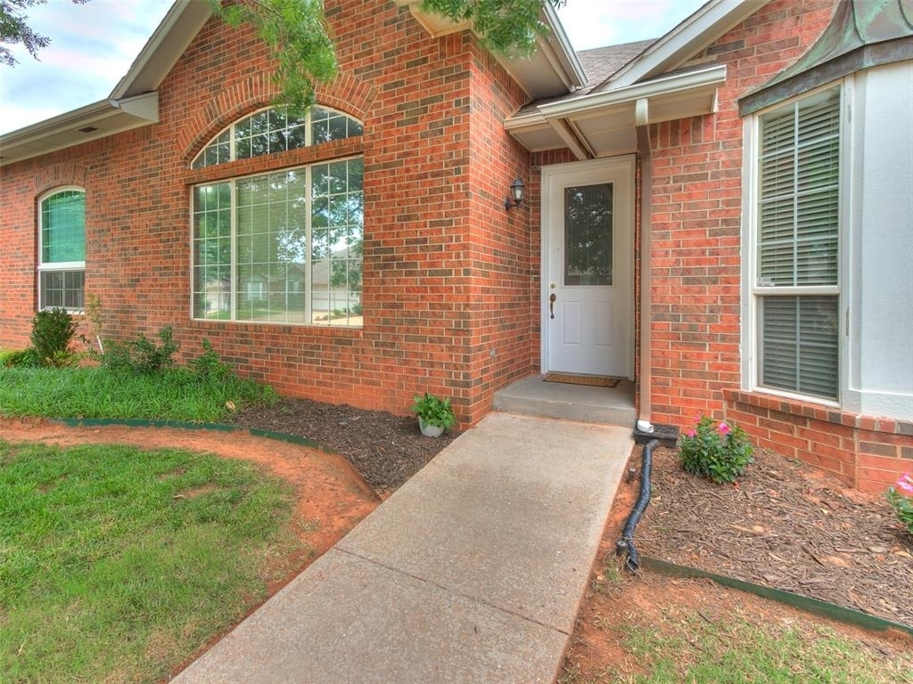 15524 Swallowtail Road - Photo 3