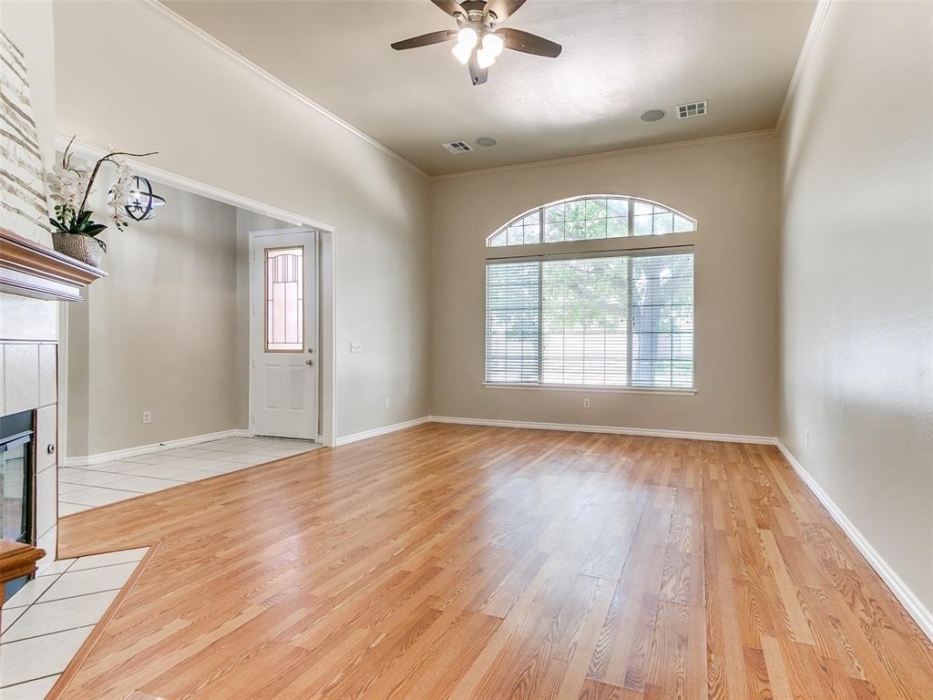 15524 Swallowtail Road - Photo 5