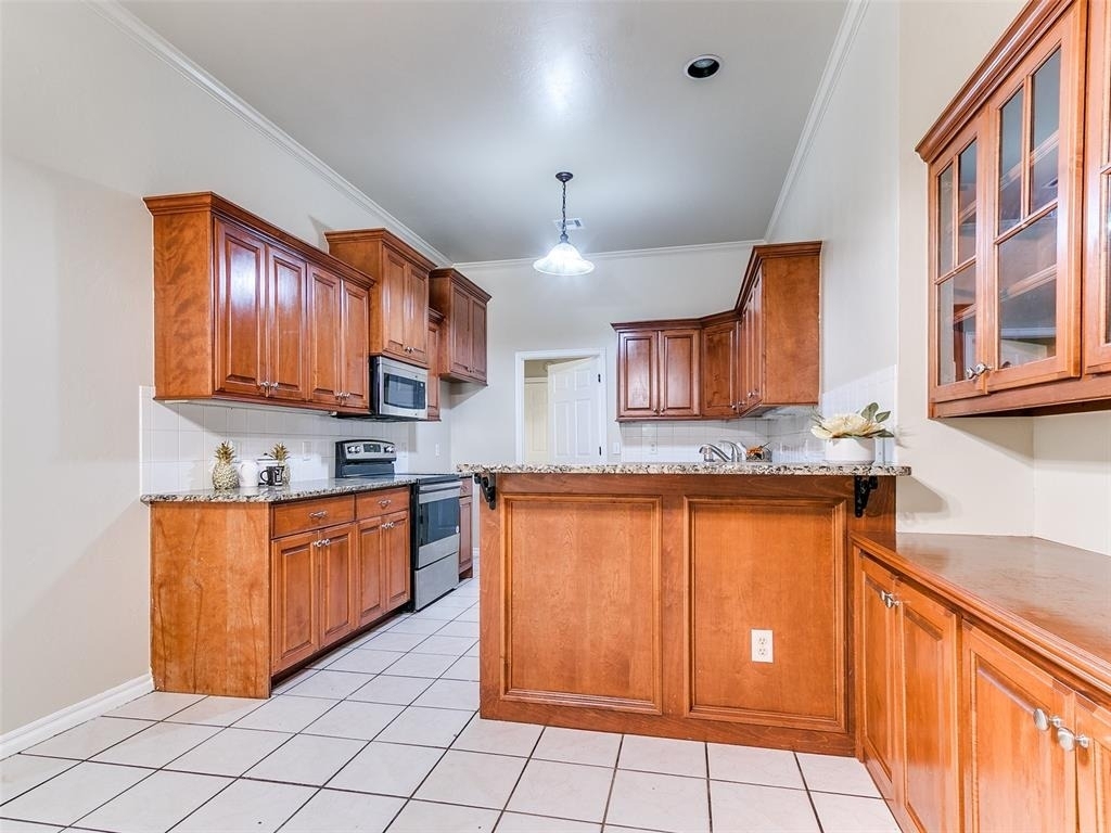 15524 Swallowtail Road - Photo 10