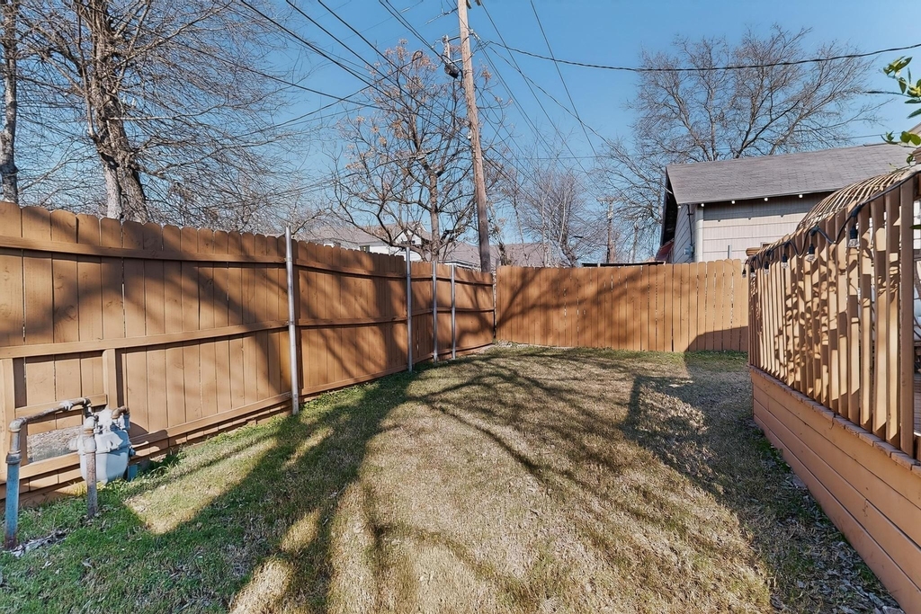 5911 E Grand Avenue - Photo 26