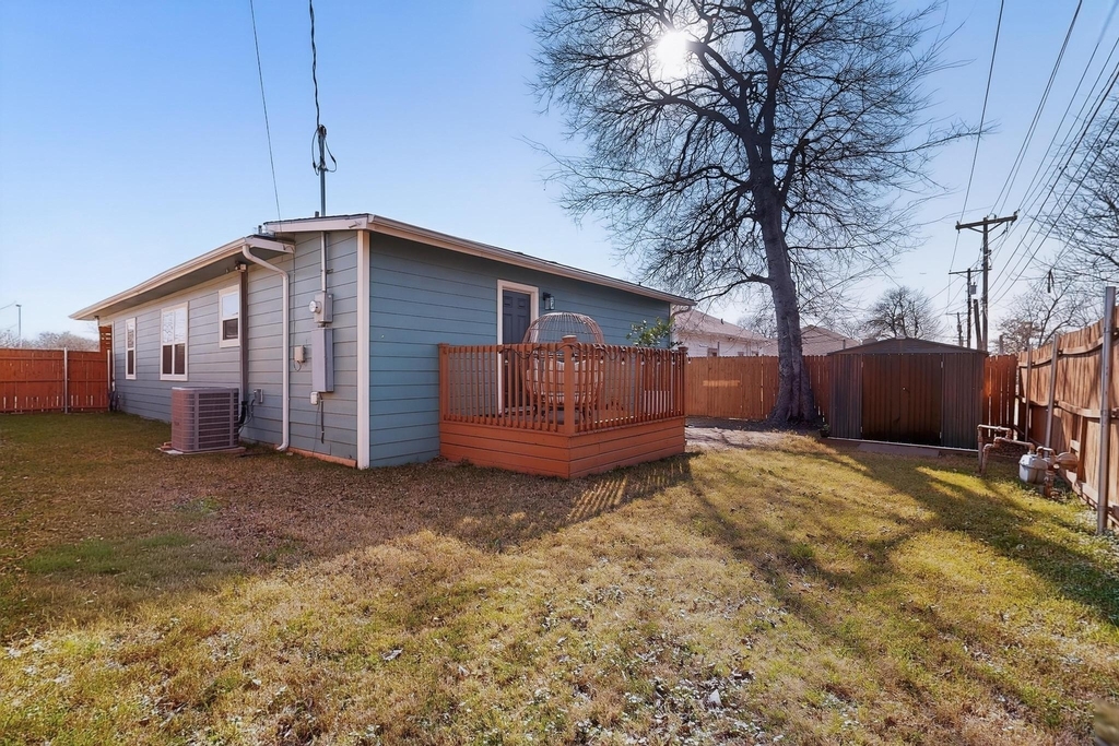 5911 E Grand Avenue - Photo 7
