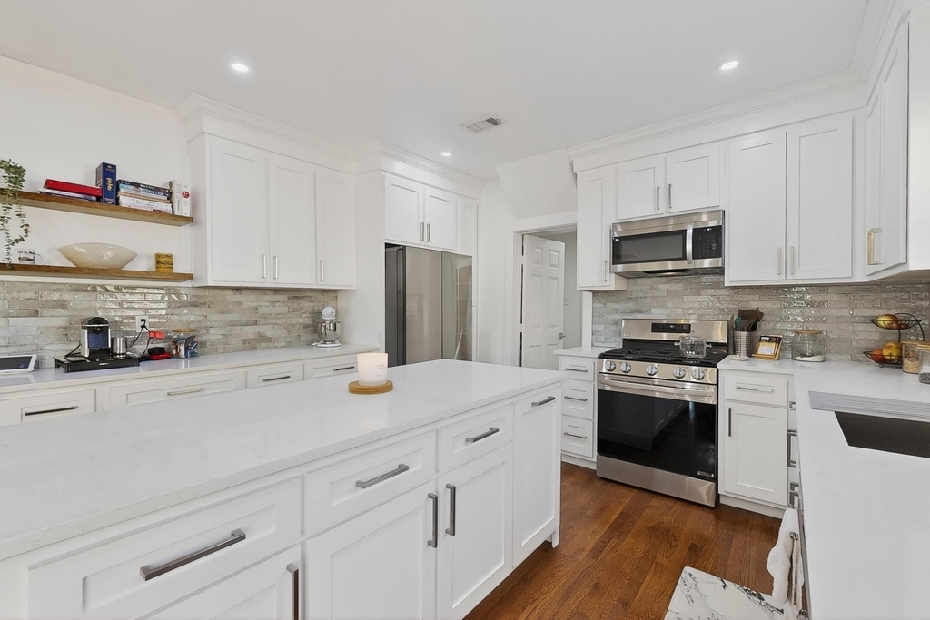 5911 E Grand Avenue - Photo 11