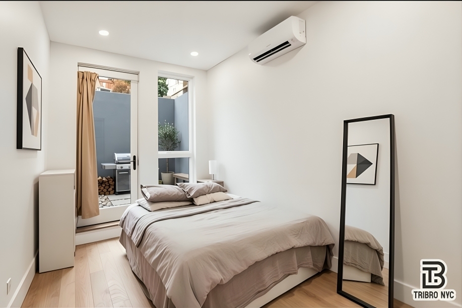 92 Manhattan Avenue - Photo 1