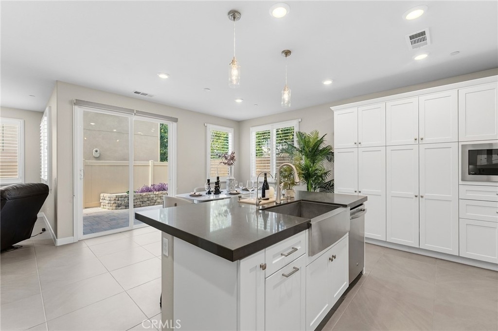 41 Savannah Court - Photo 12