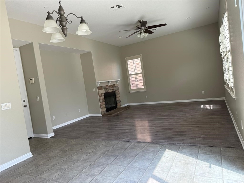 1742 Edmon - Photo 6