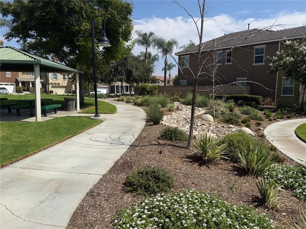 1742 Edmon - Photo 34