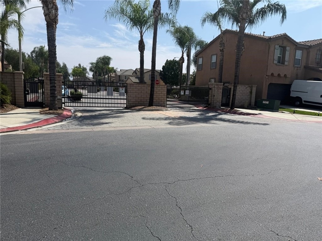 1742 Edmon - Photo 37