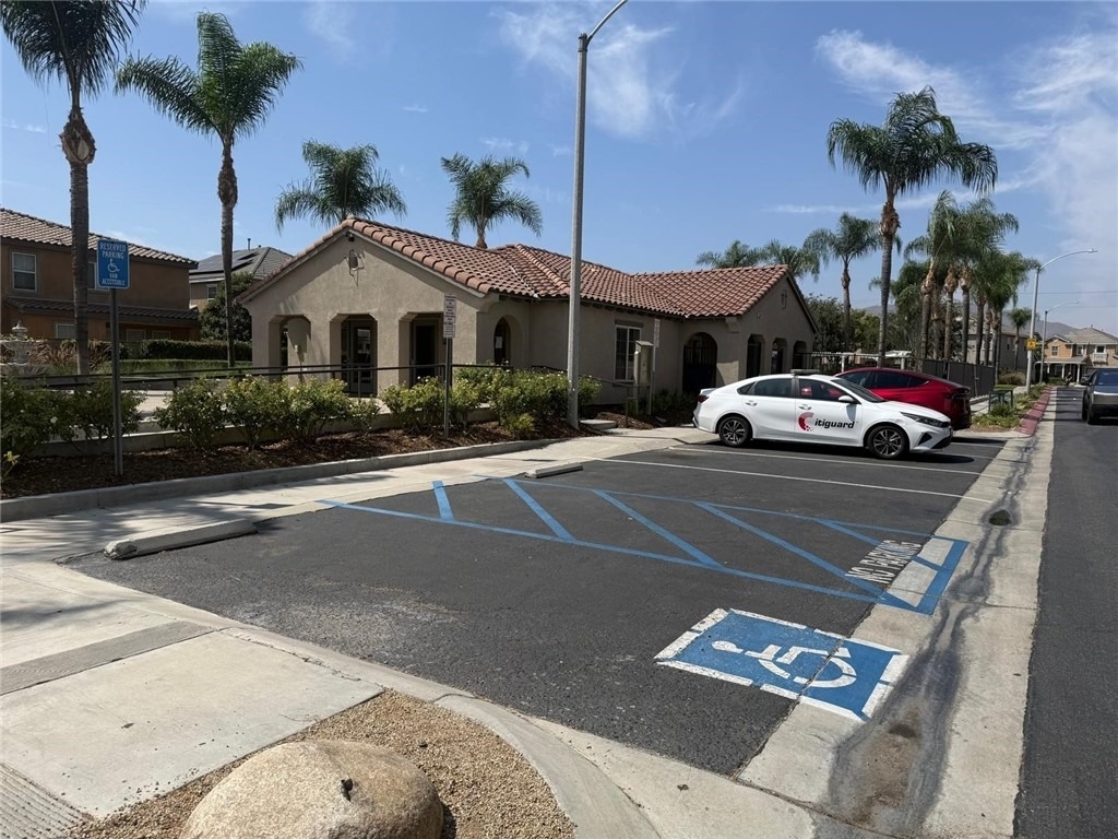 1742 Edmon - Photo 38