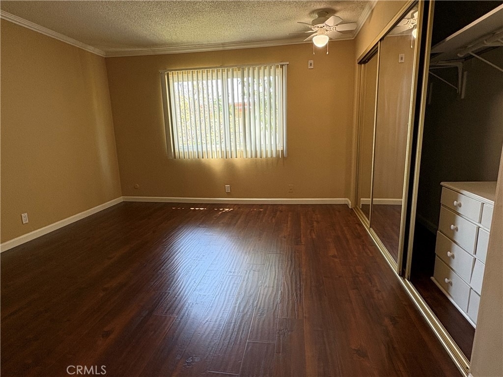 400 N Acacia - Photo 16