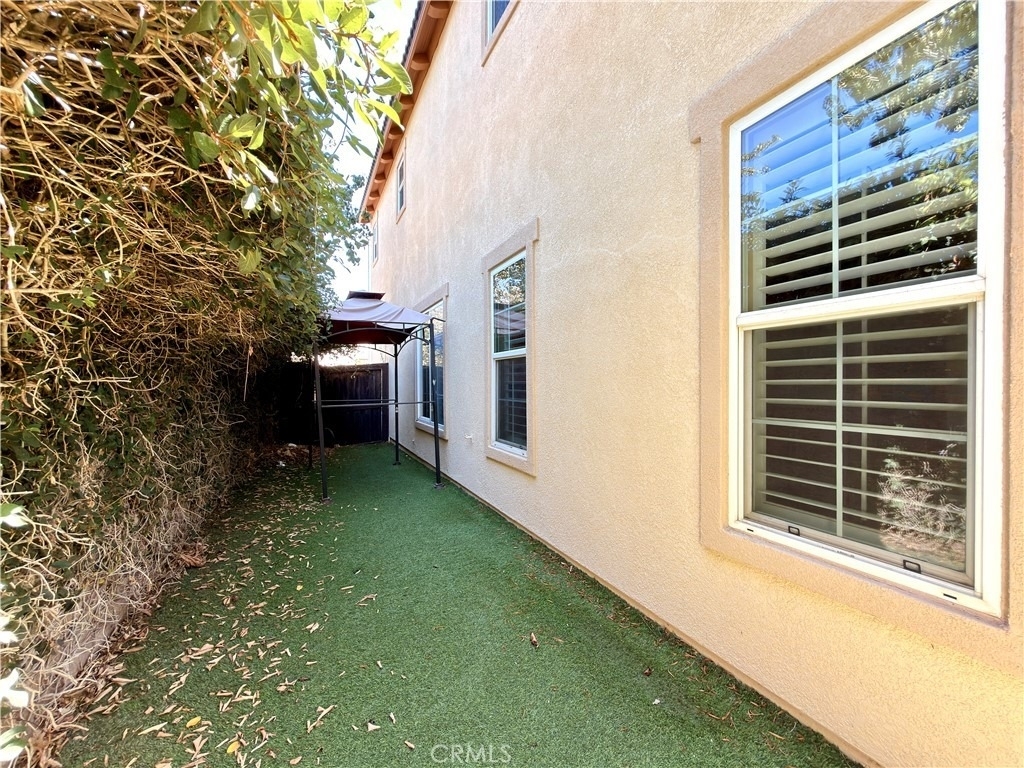 4140 Garvey Way - Photo 39
