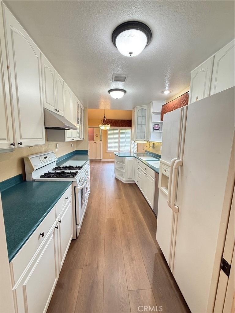 2226 Calle Leon - Photo 3