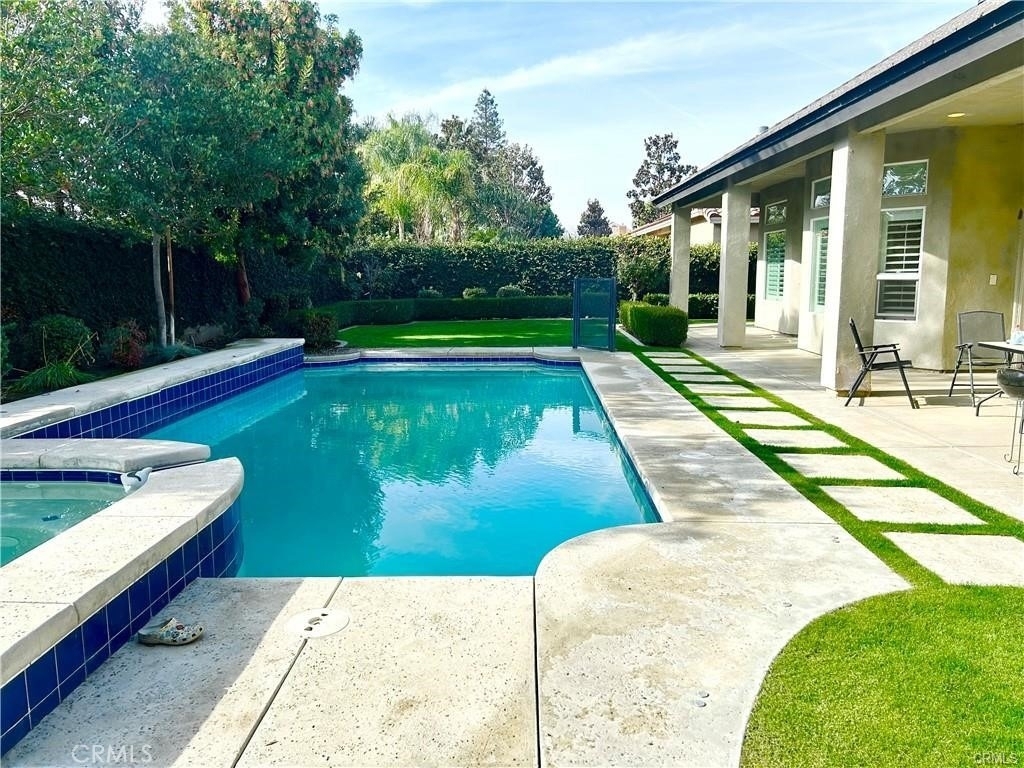 10803 Whitburn Street - Photo 5