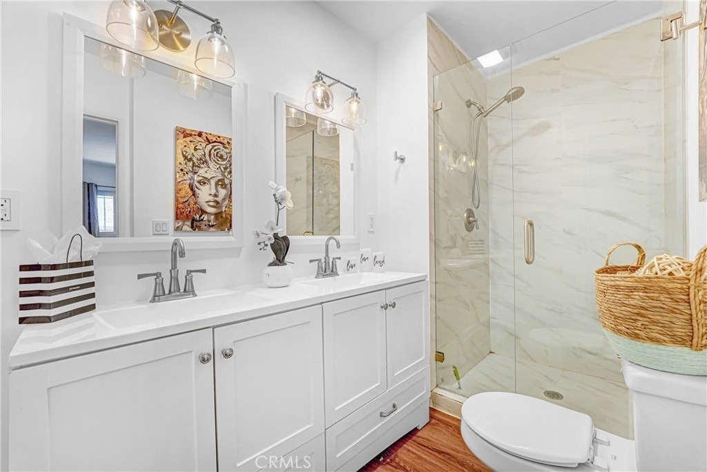 5232 Corteen Place - Photo 14